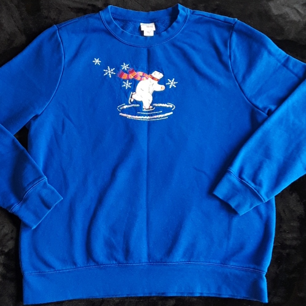 Holiday Editions sweayer skating polar bear